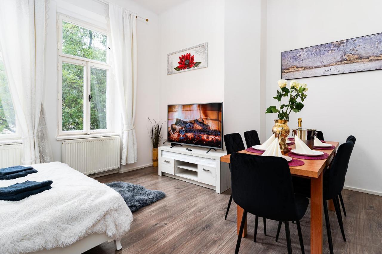 Emperors Elegance Suite Prága Kültér fotó